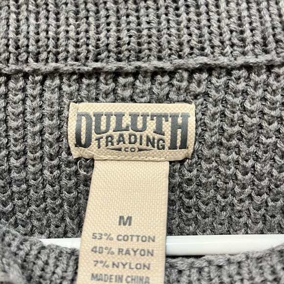 Duluth Trading Honeycomb Mock Neck Sweater Size Medium - Picture 3 of 5